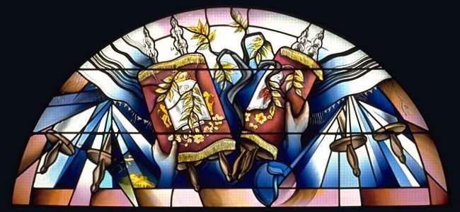 Sukkot window — detail